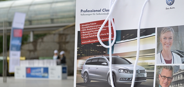 Messeauftritt der VW Financial Services auf der IAA und der AMI